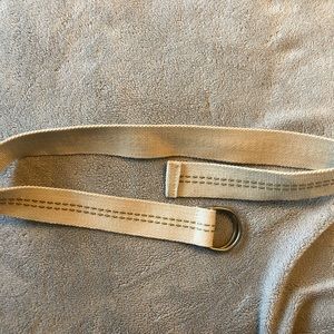 Boys thick canvas. Belt